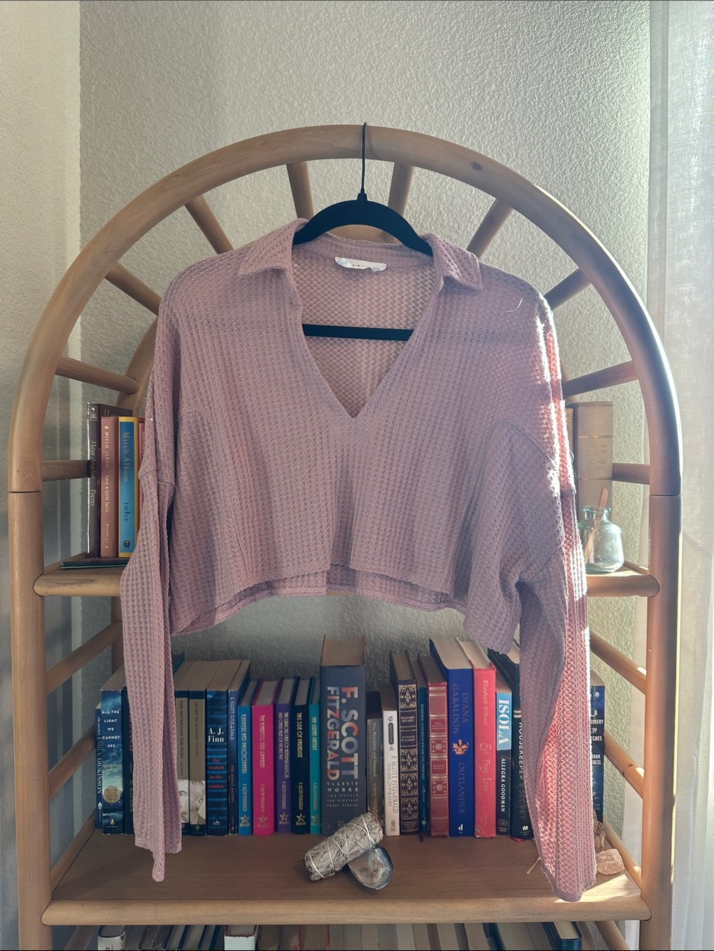 Elodie Dusty Mauve Cropped Waffle-Knit V-Neck Sweater